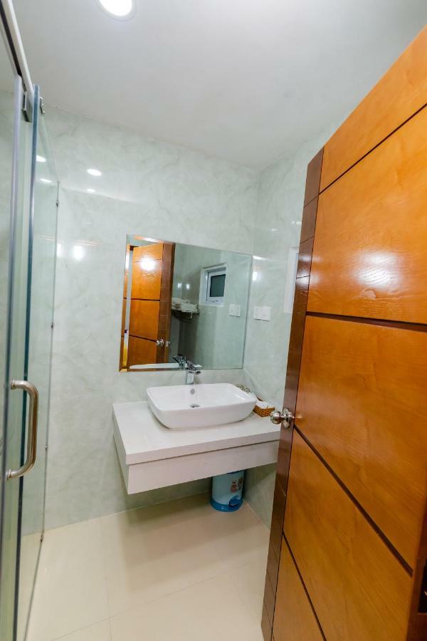 Mai Hotel - Airport Хошимин Екстериор снимка