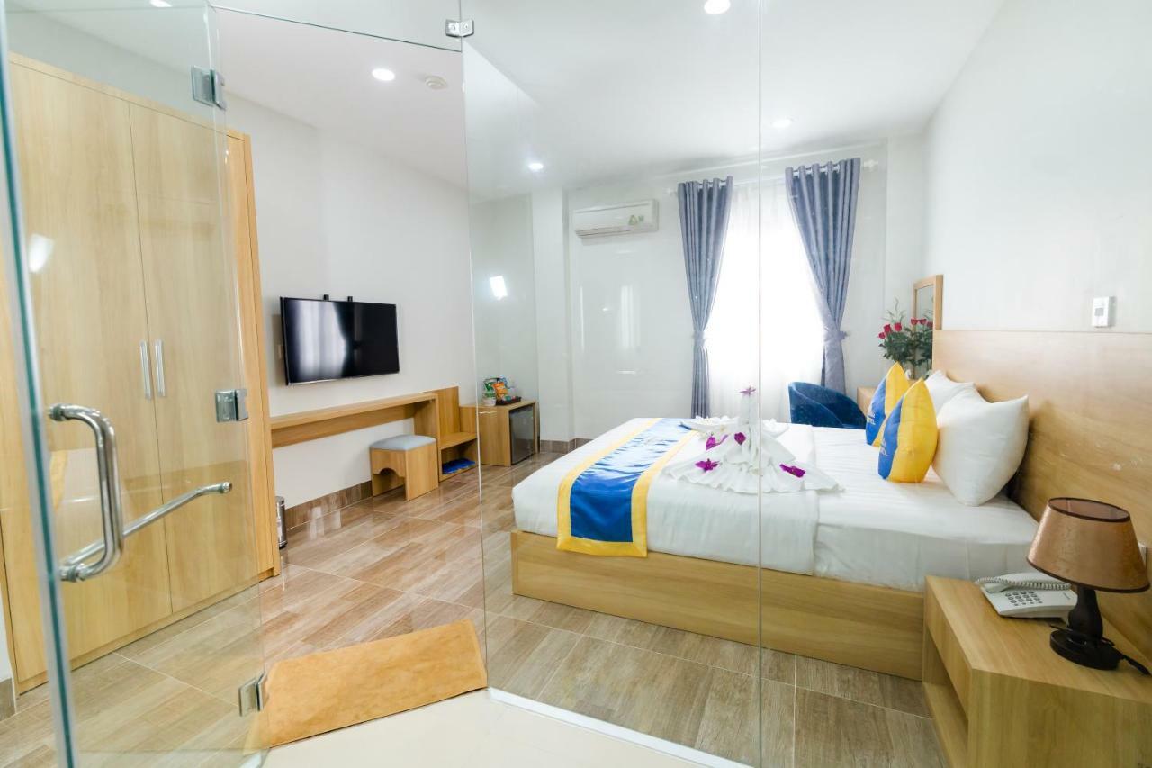 Mai Hotel - Airport Хошимин Екстериор снимка
